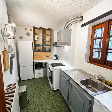 5 Min De La - T4 Avec Piscine & Tennis بيت للعطل بروبرِيانّو