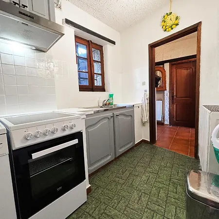 5 Min De La - T4 Avec Piscine & Tennis بروبرِيانّو